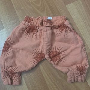 Kate Quinn baby pants